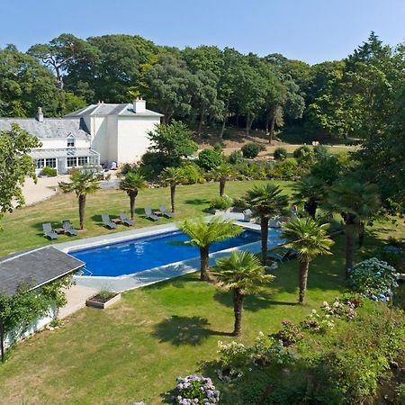 Red River Stables - Peaceful, Beautiful Grounds, Swimming Pool, Central Location For West Cornwall Кембърн Екстериор снимка